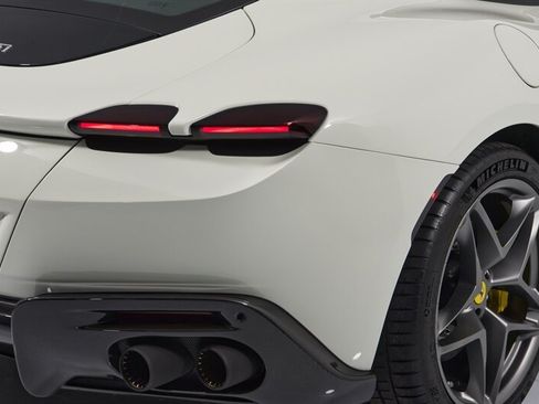 Used 2021 Ferrari Roma RWD image 37