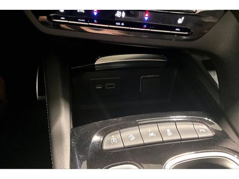 Used 2023 Buick Envision Preferred w/ Sport Touring Package image 34