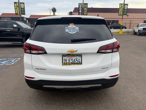 Used 2024 Chevrolet Equinox LT AWD/4WD image 4