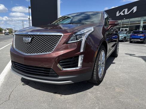 Used 2022 Cadillac XT5 Premium Luxury w/ Platinum Package AWD/4WD image 8