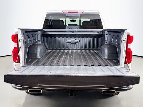 Used 2019 Chevrolet Silverado 1500 LT Trail Boss image 25