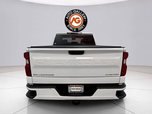 Used 2023 Chevrolet Silverado 1500 Custom image 6