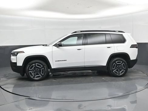 New 2026 Jeep Cherokee Limited AWD/4WD image 37
