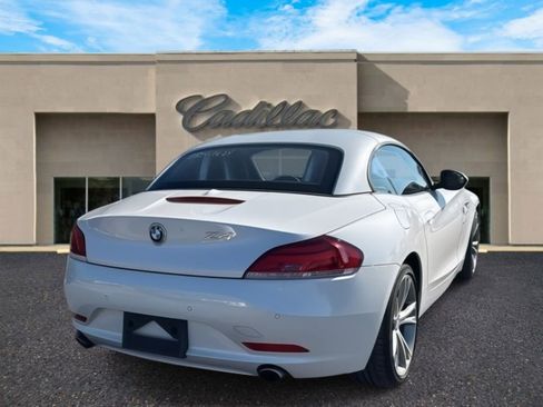 Used 2014 BMW Z4 sDrive35i image 4