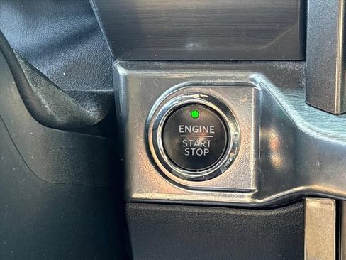 Used 2023 Ford F150 Lariat w/ Equipment Group 502A High AWD/4WD image 33