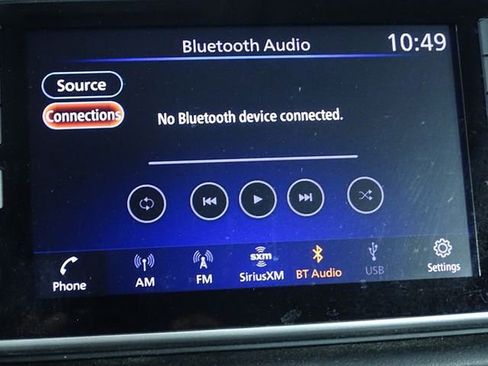 Used 2019 Nissan Kicks SR image 27