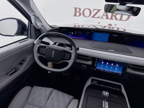 New 2026 Lincoln Navigator L Black Label AWD/4WD image 24