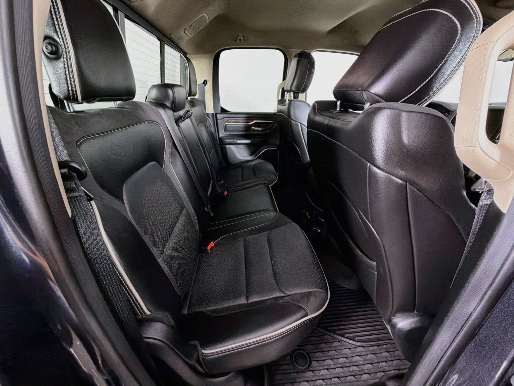Used 2019 RAM 1500 Laramie w/ Trailer Tow Group AWD/4WD image 27