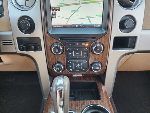 Used 2014 Ford F150 Lariat w/ Equipment Group 502A Luxury image 33