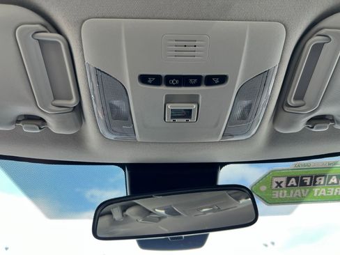 Used 2022 Toyota Corolla LE image 30