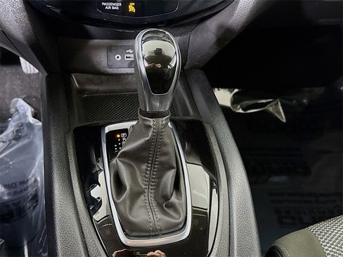 Certified 2022 Nissan Rogue Sport SV image 10