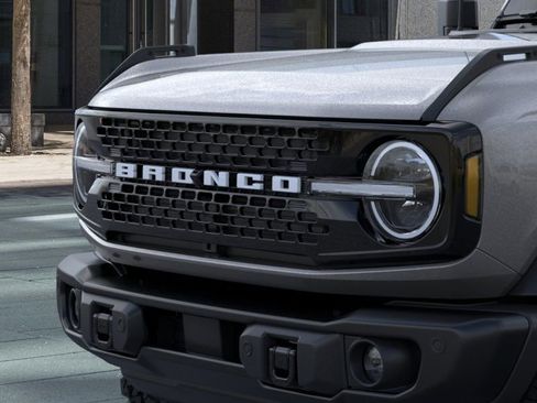 New 2025 Ford Bronco Badlands image 19