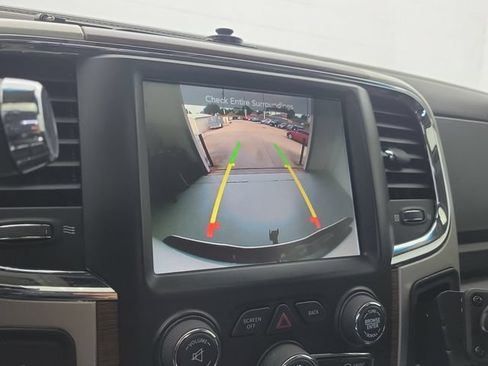Used 2017 RAM 2500 Laramie w/ Sport Appearance Group AWD/4WD image 28