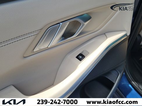 Used 2021 BMW 330i Sedan w/ Convenience Package RWD image 13