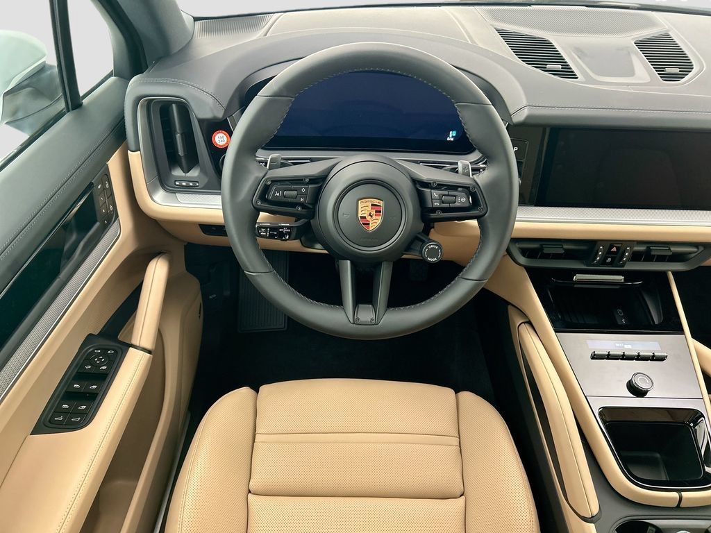 Used 2026 Porsche Cayenne AWD/4WD image 12