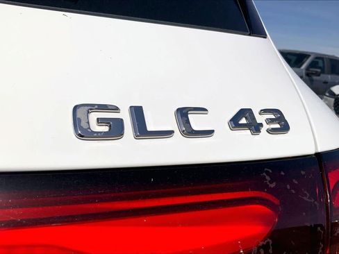 Used 2025 Mercedes-Benz GLC 43 AMG 4MATIC image 12
