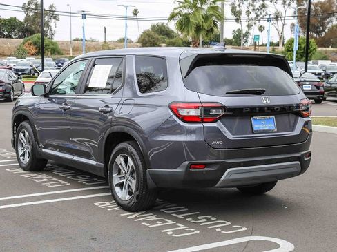 Certified 2023 Honda Pilot EX-L image 4