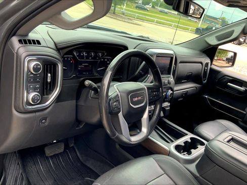 Used 2021 GMC Sierra 1500 SLT image 18