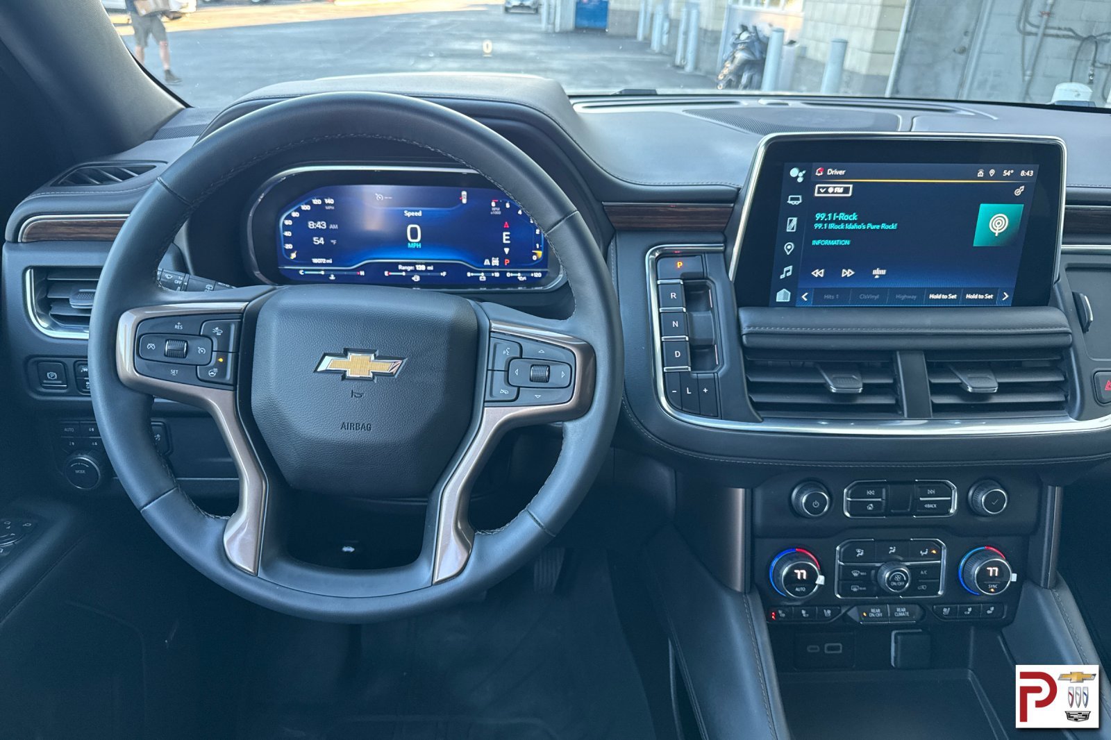 Used 2023 Chevrolet Suburban High Country AWD/4WD image 17