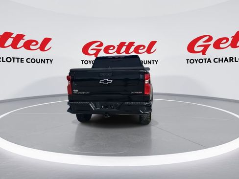 Used 2024 Chevrolet Silverado 1500 ZR2 w/ Technology Package image 7