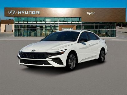 New 2025 Hyundai Elantra SEL
