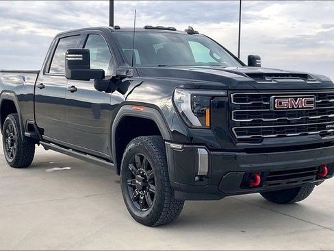 Used 2024 GMC Sierra 2500 AT4 w/ AT4 Premium Plus Package image 13