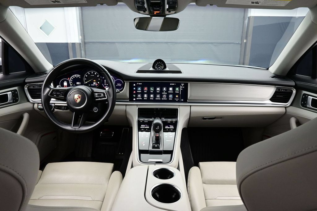 Certified 2023 Porsche Panamera AWD/4WD image 20