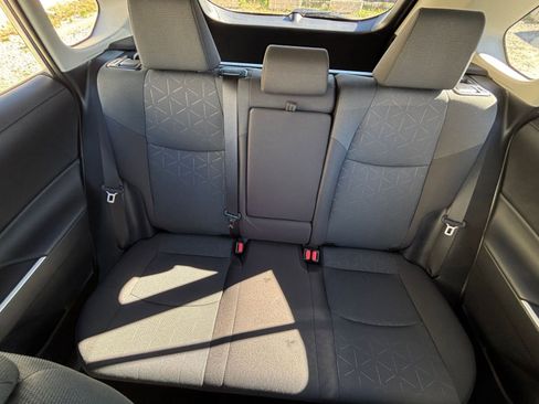 Used 2025 Toyota RAV4 XLE image 40