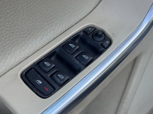 Used 2012 Volvo XC60 3.2 FWD image 11
