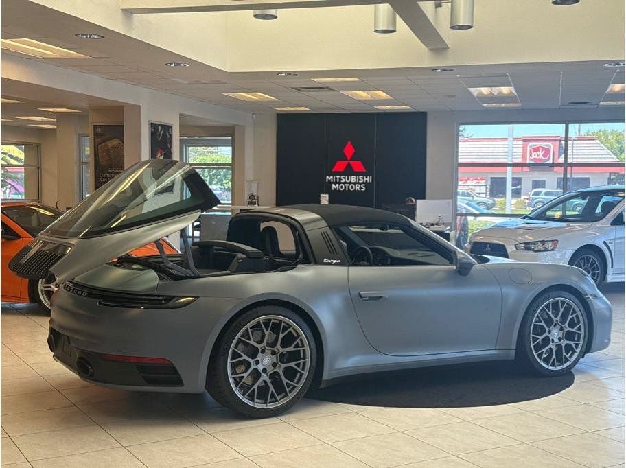 Used 2024 Porsche 911 Targa 4S w/ Premium Package AWD/4WD image 22