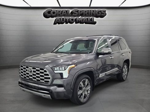 Used 2025 Toyota Sequoia Capstone AWD/4WD image 3