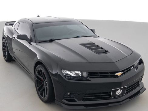 Used 2015 Chevrolet Camaro SS w/ SS Performance Package image 1
