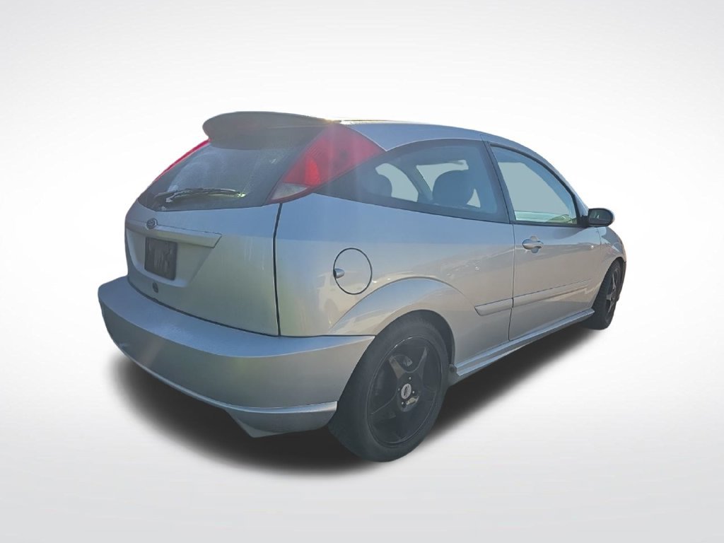 Used 2003 Ford Focus SVT FWD image 3