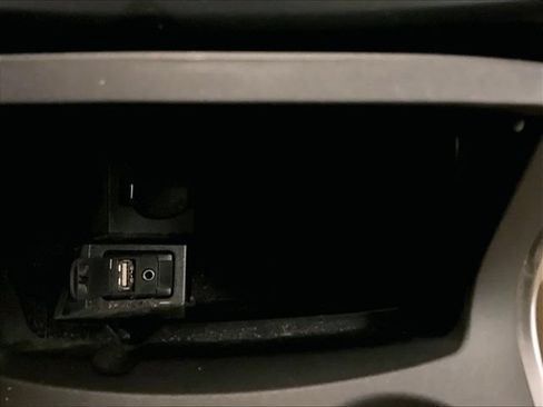 Used 2017 Toyota Camry LE FWD image 31