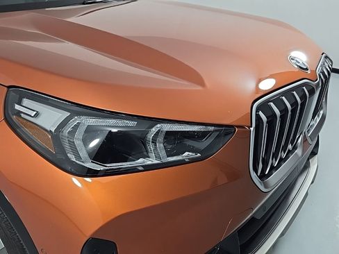 Certified 2024 BMW X1 xDrive28i w/ Convenience Package image 11