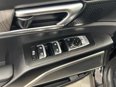 Used 2024 Kia Telluride EX AWD/4WD image 14