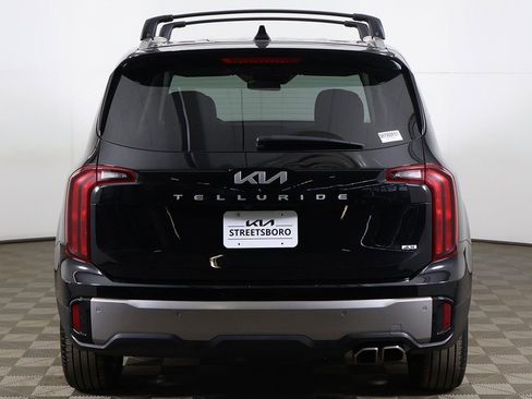 Used 2025 Kia Telluride S image 14