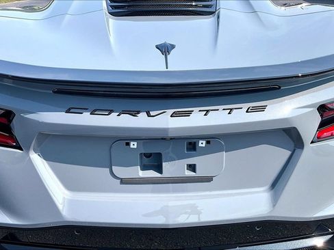 Used 2025 Chevrolet Corvette Stingray Preferred Conv w/ Z51 Performance Package RWD image 25
