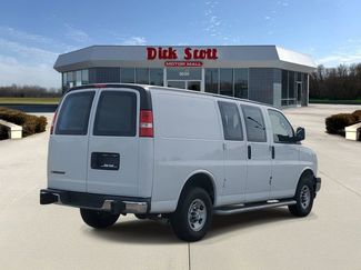 Used 2023 Chevrolet Express 2500 w/ Driver Convenience Package video 4