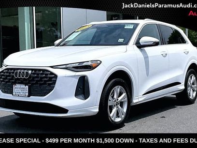 Used 2025 Audi Q5 Premium w/ Convenience Package