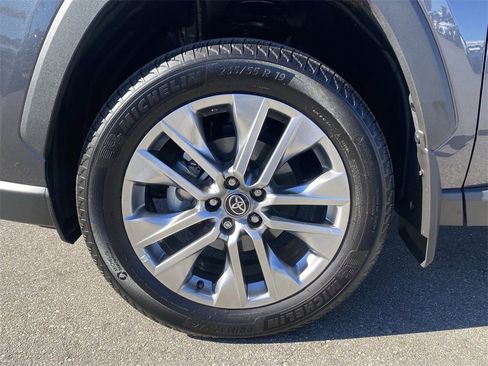 Certified 2025 Toyota RAV4 XLE Premium image 12