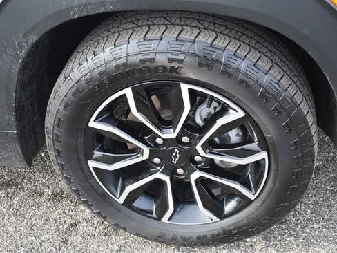Used 2025 Chevrolet TrailBlazer ACTIV w/ Convenience Package FWD image 12