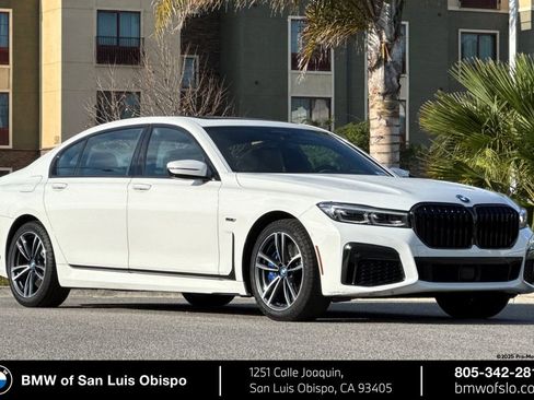 Used 2022 BMW 745e xDrive w/ M Sport Package image 1