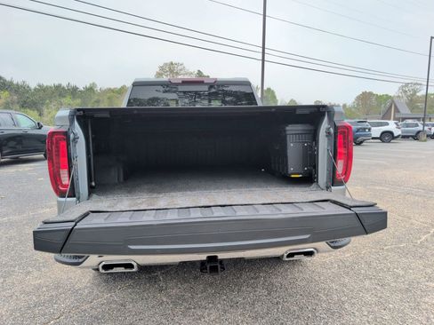Used 2024 GMC Sierra 1500 SLT w/ SLT Premium Plus Package image 5