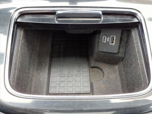 Certified 2022 Lincoln Nautilus Reserve image 22