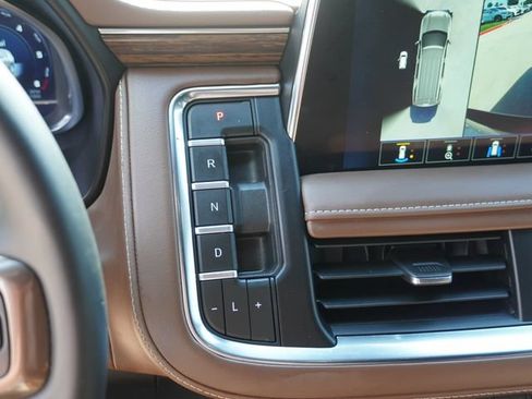 Used 2023 Chevrolet Tahoe High Country RWD image 27
