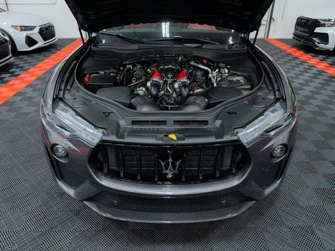 Used 2021 Maserati Levante Trofeo AWD/4WD image 57