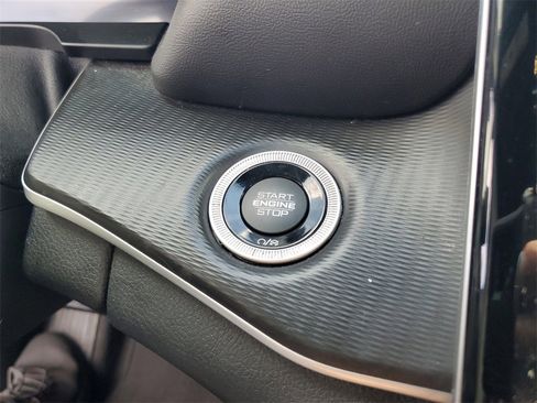 Used 2023 Jeep Grand Cherokee L Altitude image 26