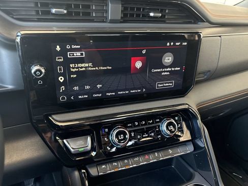 Certified 2025 GMC Sierra 1500 AT4 AWD/4WD image 13