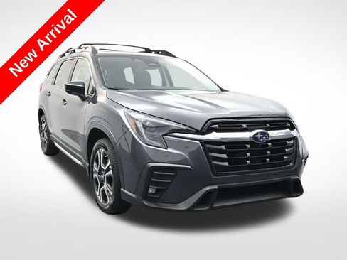 Used 2024 Subaru Ascent Limited w/ Technology Package AWD/4WD image 1